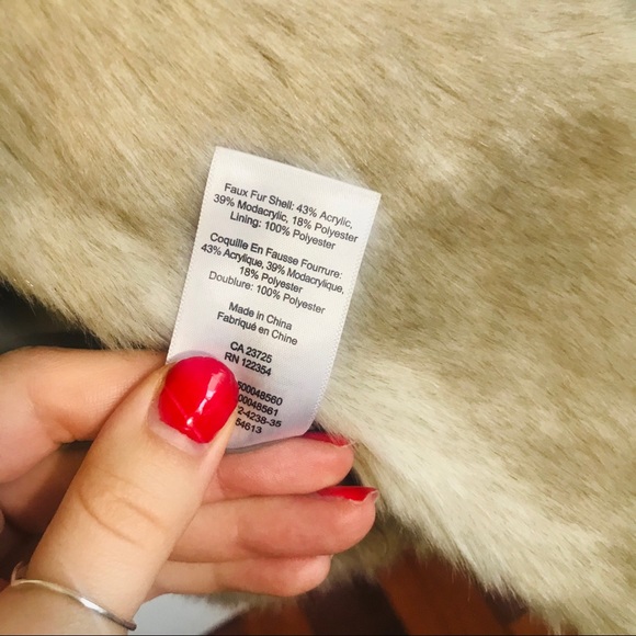 Aritzia Talula Fur Vest - Picture 6 of 7